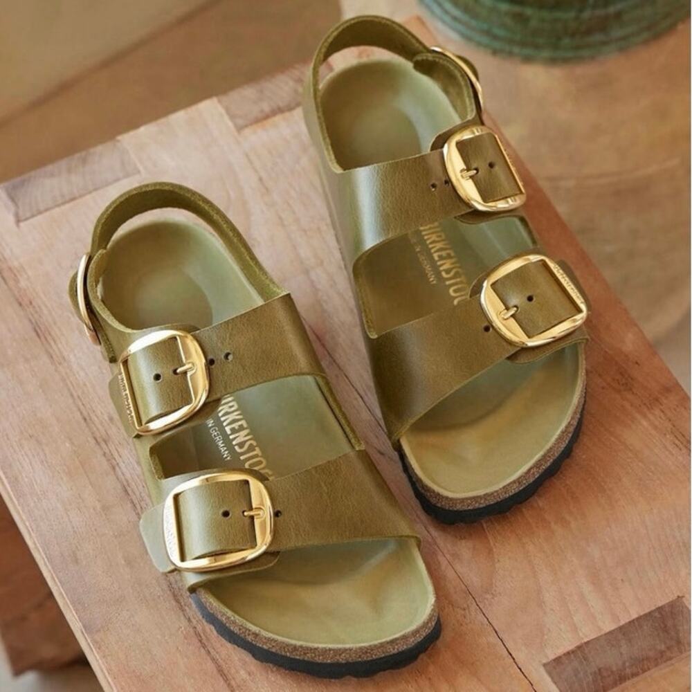 Birkenstock Milano Big Buckle Oiled Leather Sandals in Olive Green Size 41